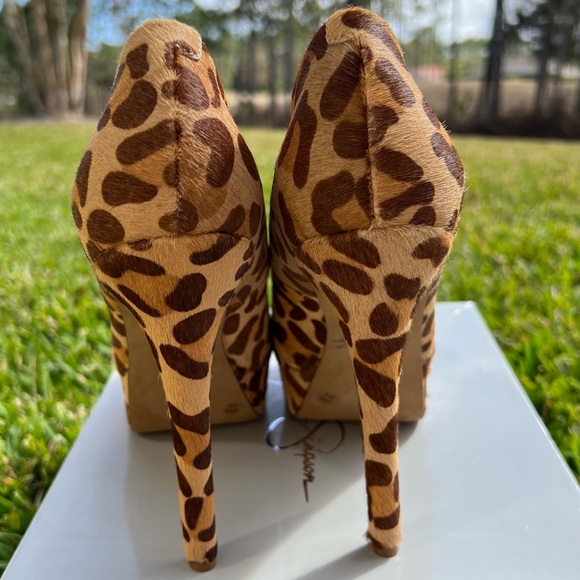 Jessica Simpson pony hair Wale heels - Picture 4 of 11